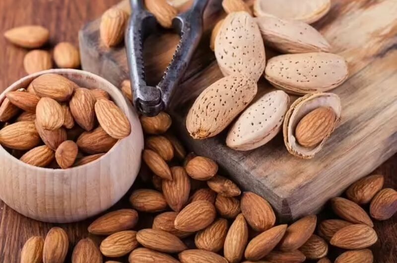 Eating Almonds During The Monsoon Season Might Boost Immunity And Provide 7 Health Benefits