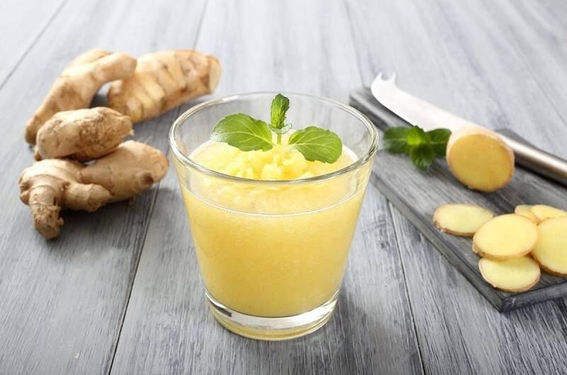 5 Advantages of Consuming Amla and Ginger Juice Each Morning