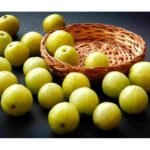 5 Health Advantages of Eating Amla in Summer