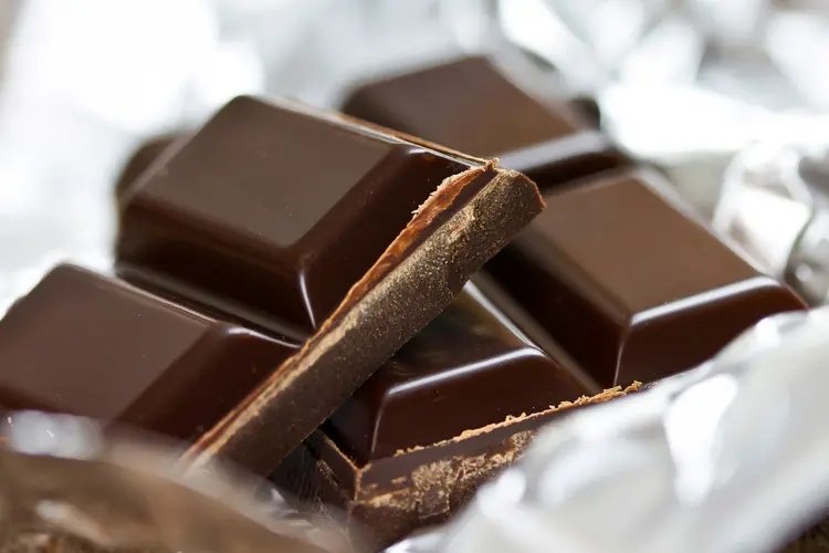 How Dark Chocolate Can Support Heart and Brain Health